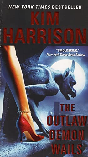 The Outlaw Demon Wails (The Hollows, Book 6)